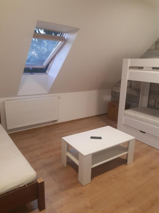 Apartmany Alex S Bazenom Kalonda 외부 사진